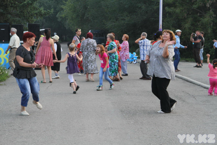 Сколько мы им платим